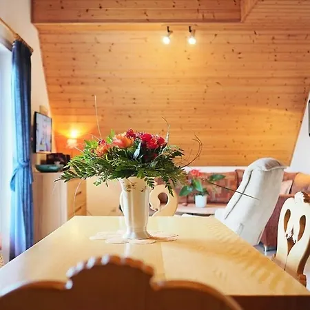 Weinhardt - Whg 2 Lägenhet *